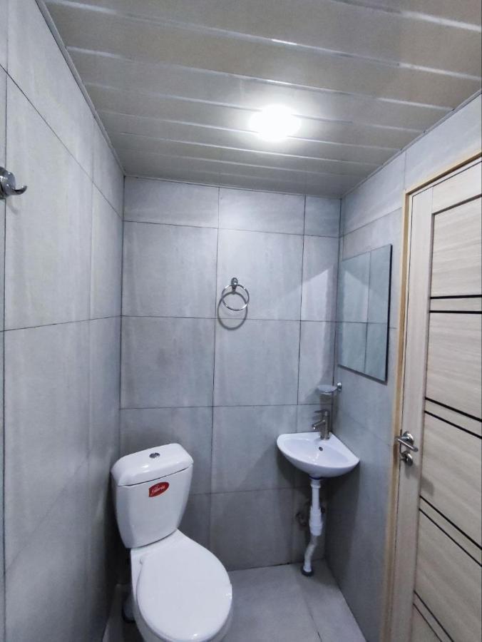 Guest House In The Small Center 예레반 외부 사진